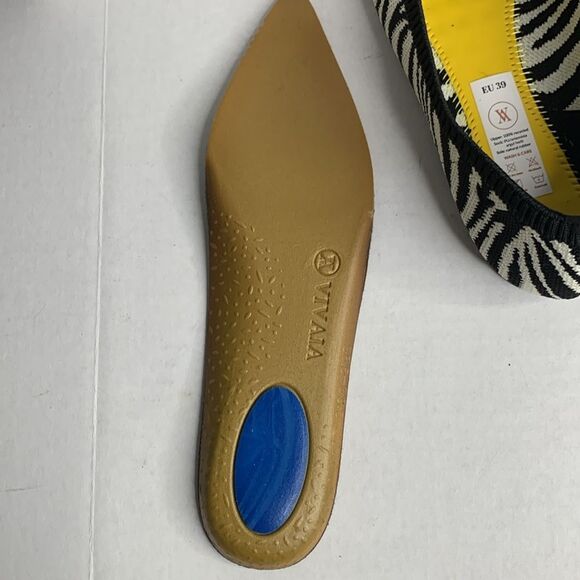 Vivaia Aria zebra print woven pointed toe ballet flats - Picture 11 of 13